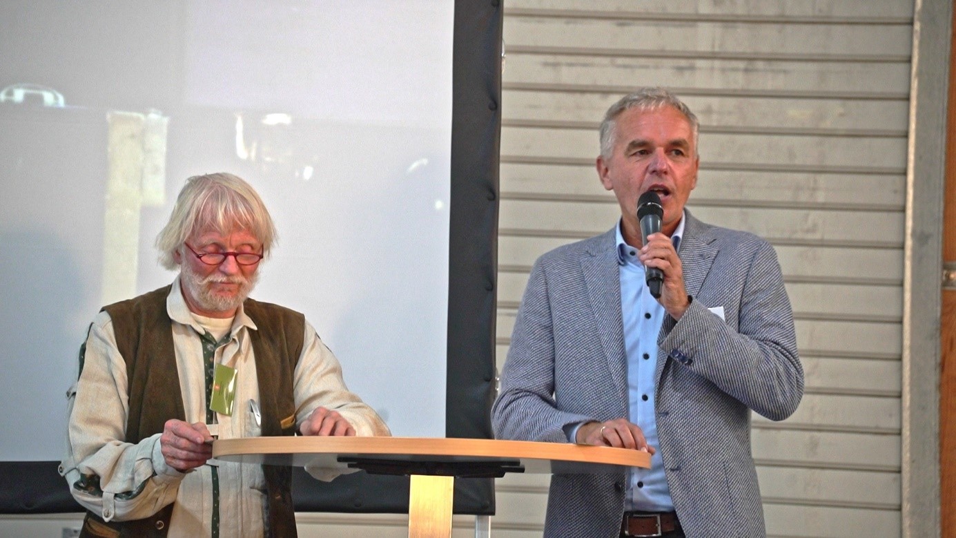 Dietrich Pax und Rainer Prischenk auf der Podiumsdiskussion