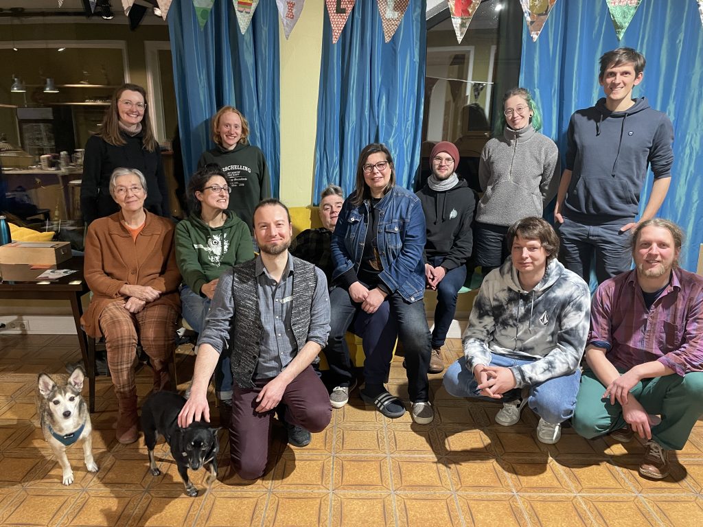 Gruppenfoto Teilnehmer*innen Visionswochenende